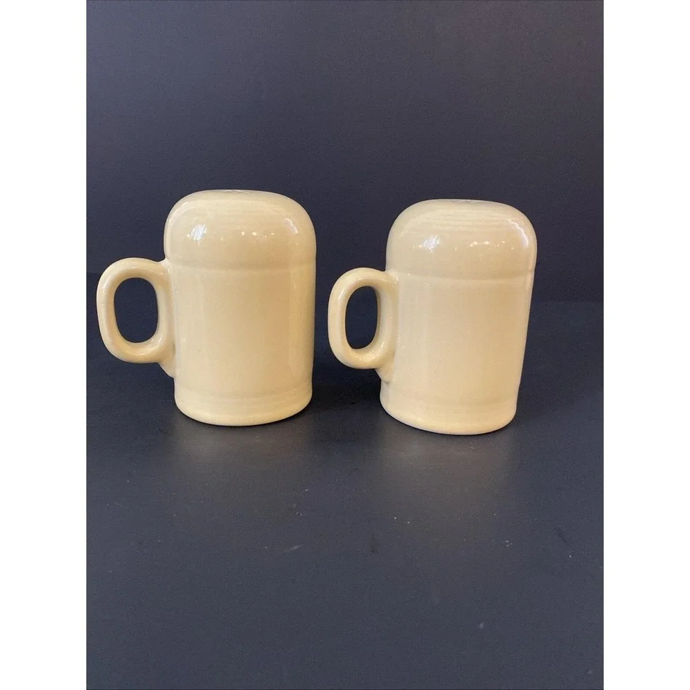 Homer Laughlin  Fiesta Yellow‎  Stove Top Salt & Pepper 6931857